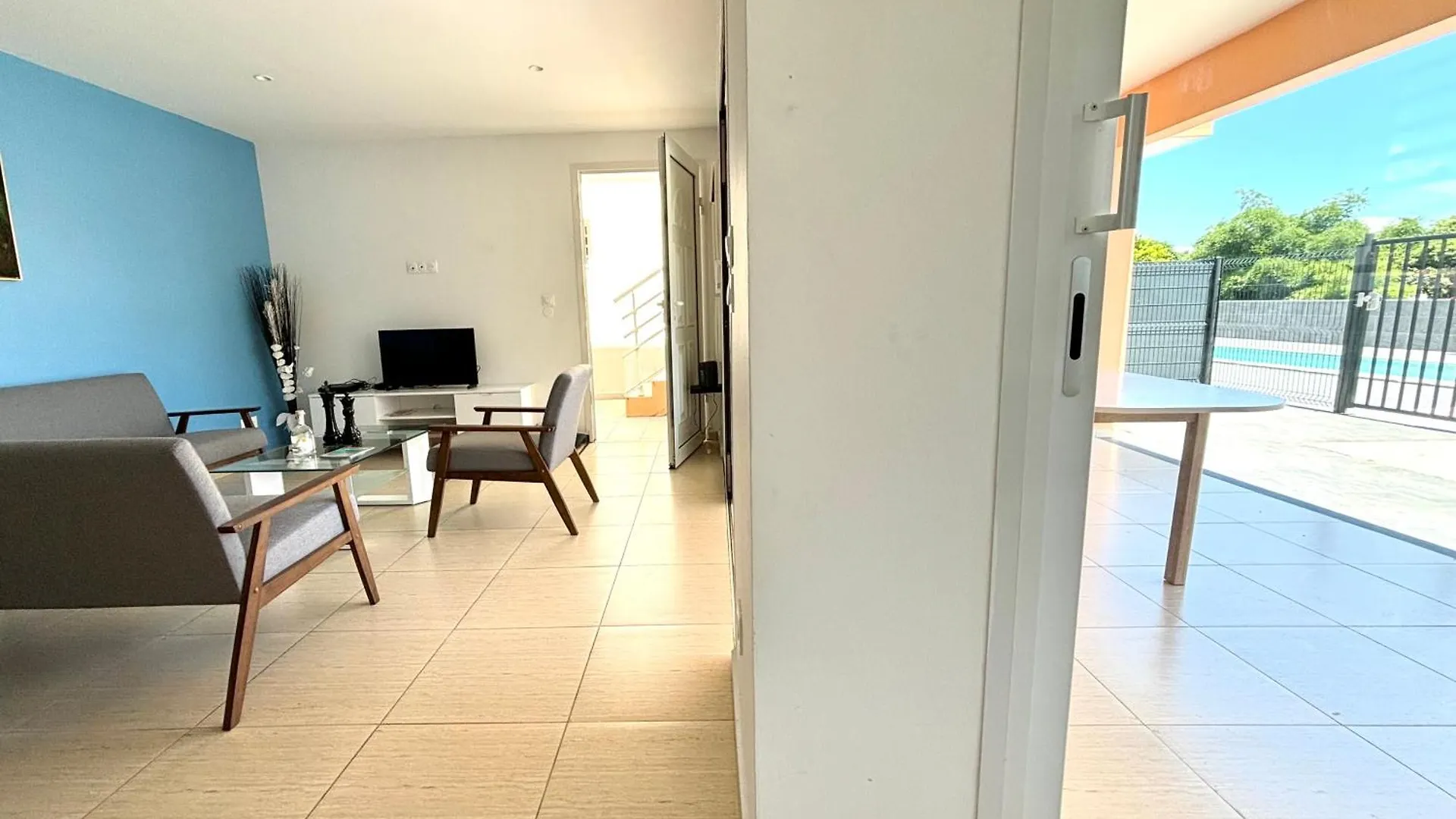 Villa Emeraude - Vue Sur Piscine Et Jacuzzi Prive Baie-Mahault