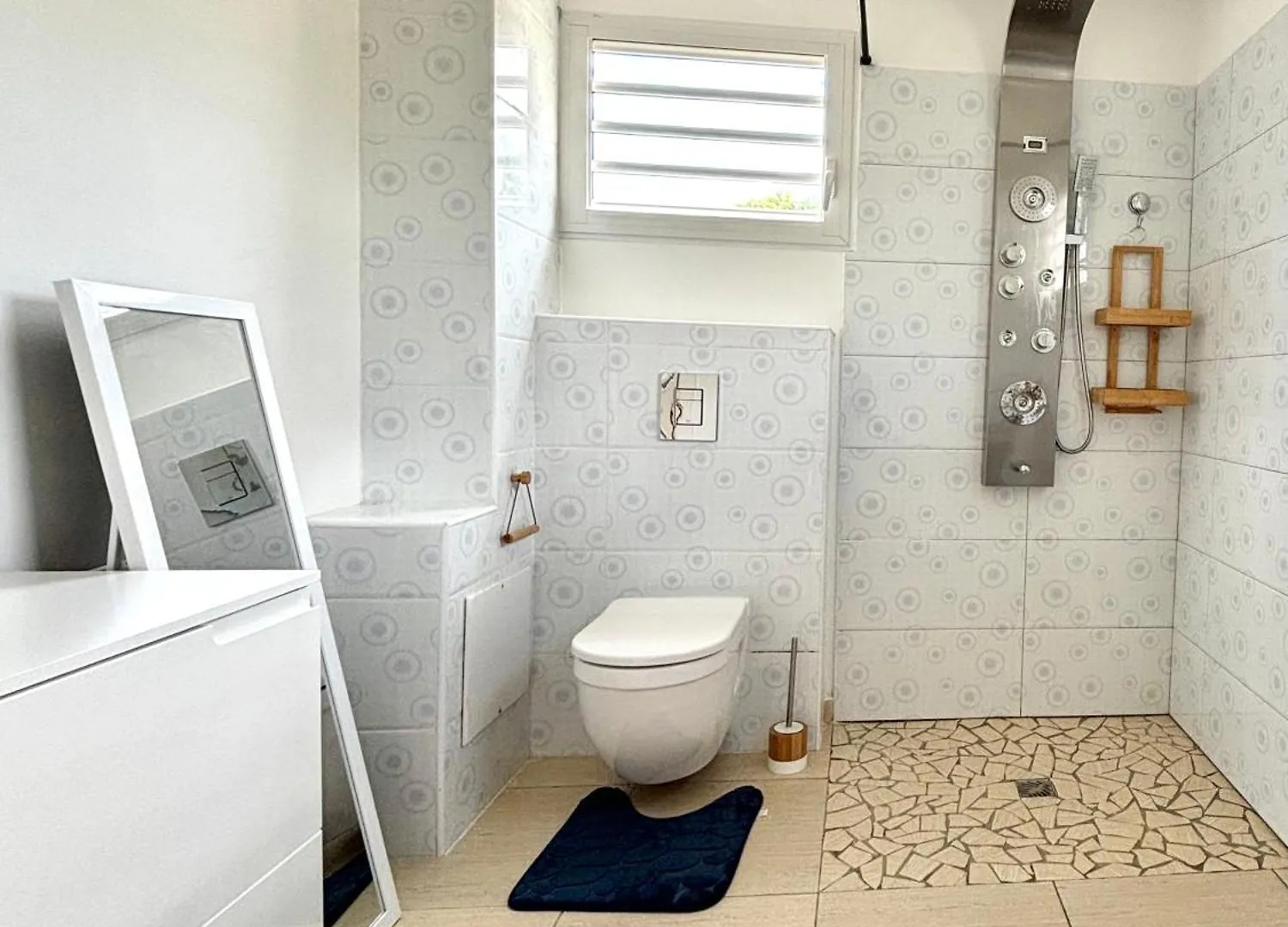 Villa Emeraude - Vue Sur Piscine Et Jacuzzi Prive Baie-Mahault 0*,